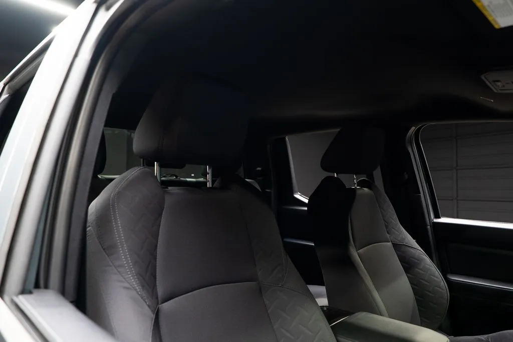 Toyota Tacoma photo 45