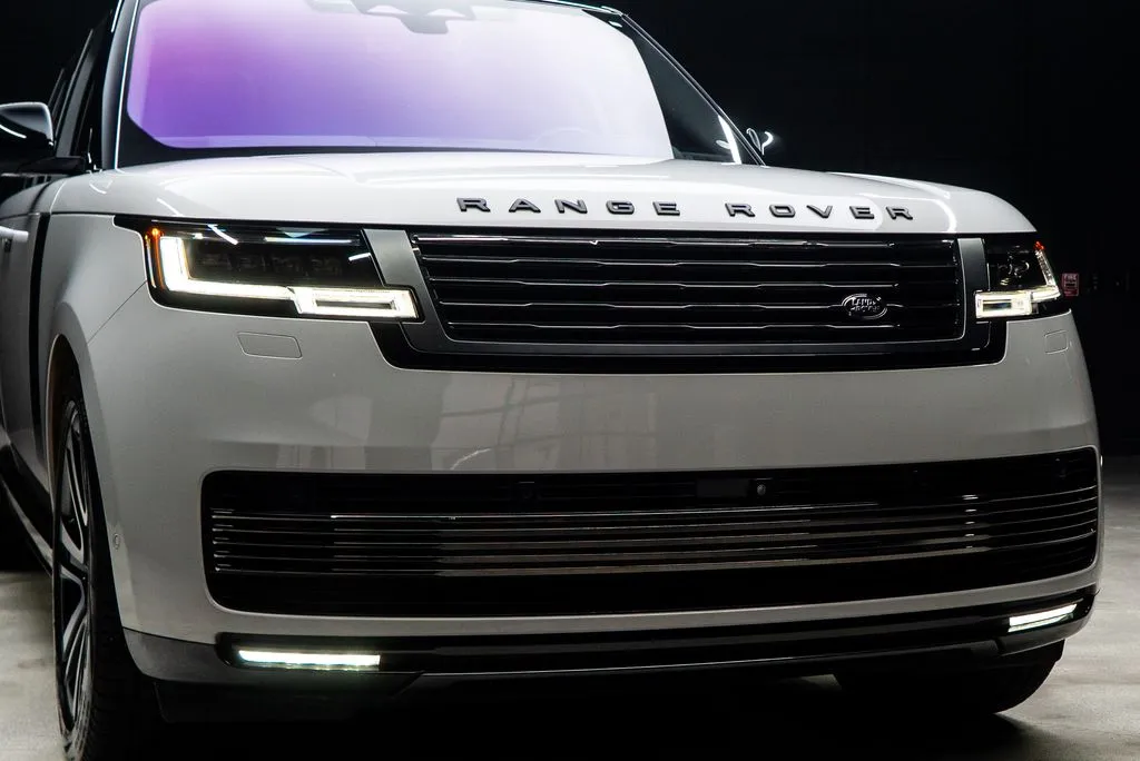 Land Rover Range Rover photo 8