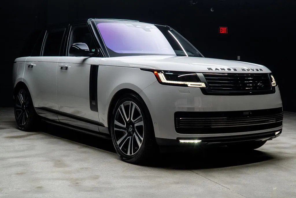 Land Rover Range Rover photo 10