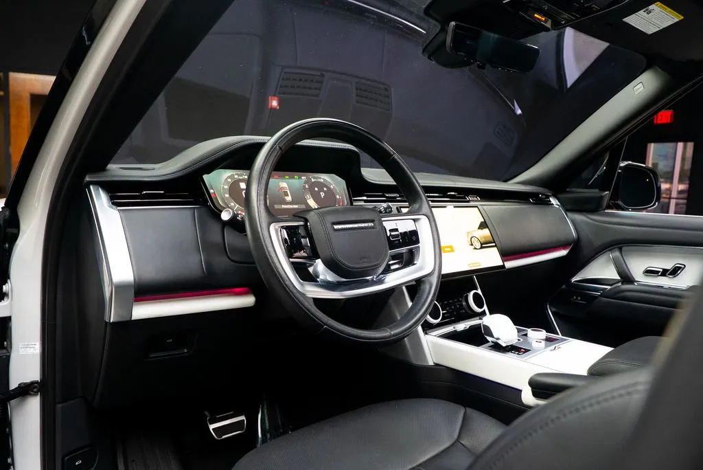 Land Rover Range Rover photo 33