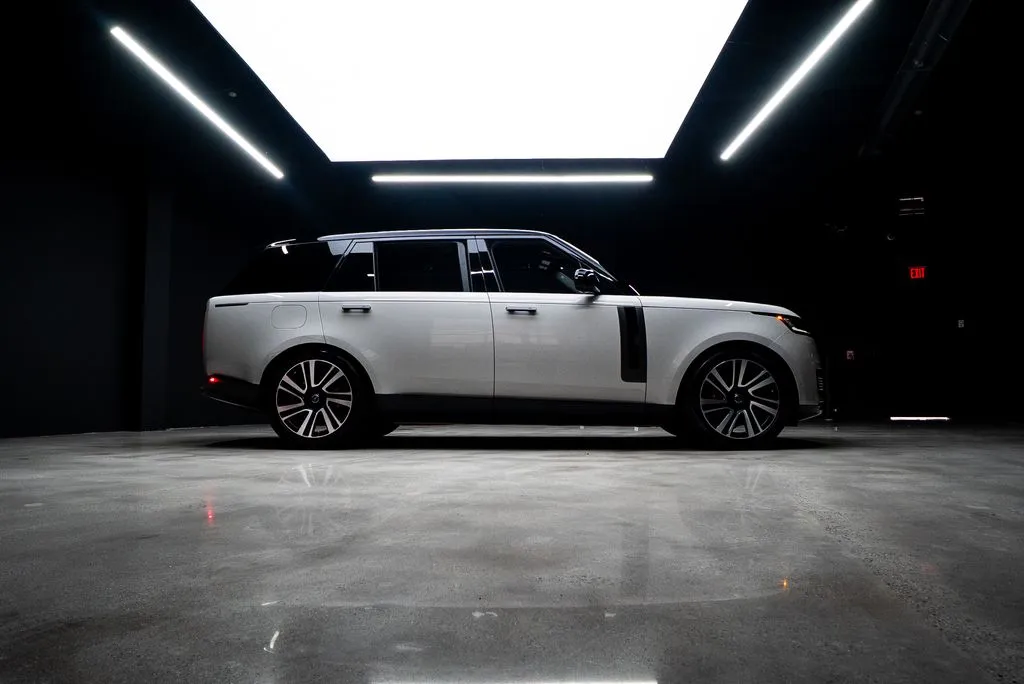 Land Rover Range Rover photo 11