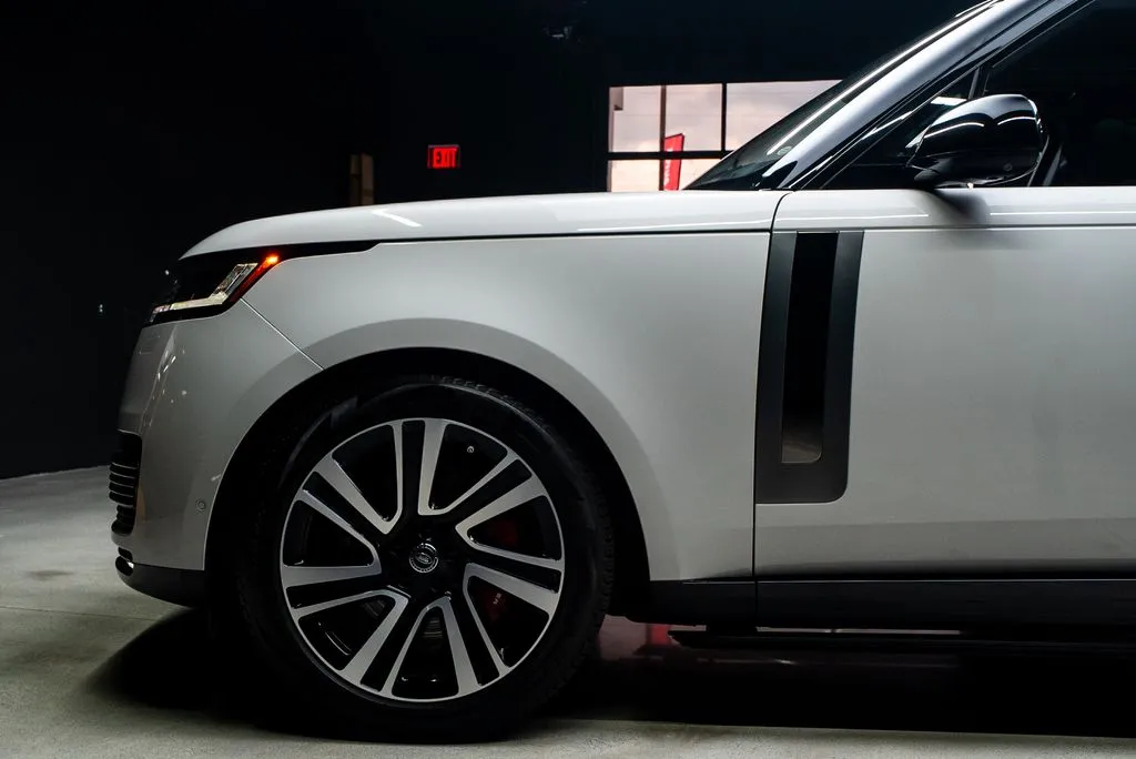 Land Rover Range Rover photo 25