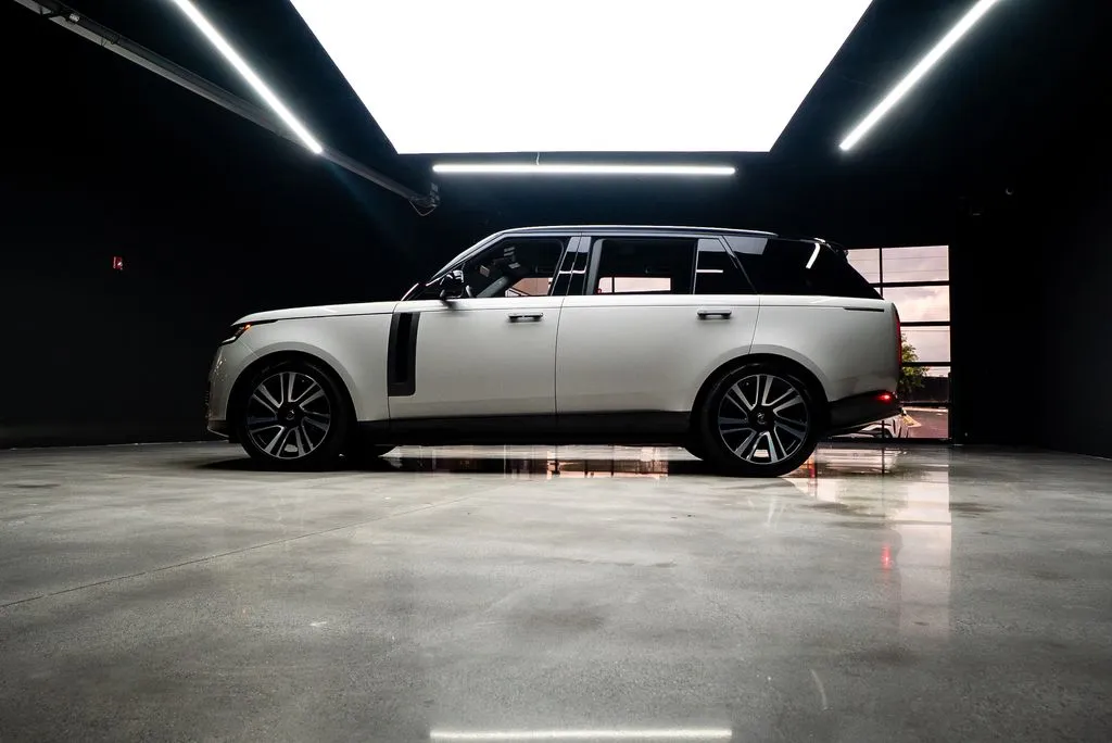 Land Rover Range Rover photo 23