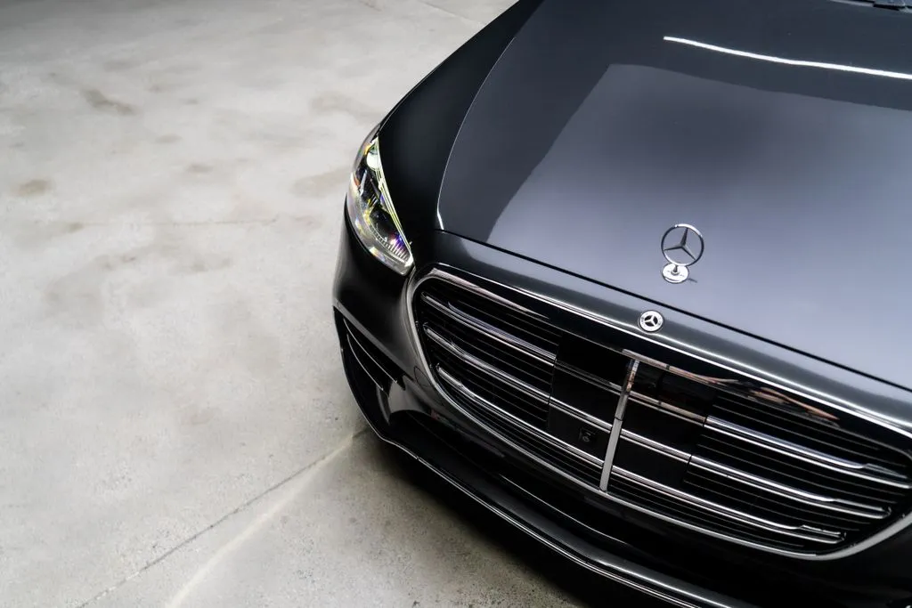 Mercedes-Benz S-Class photo 8