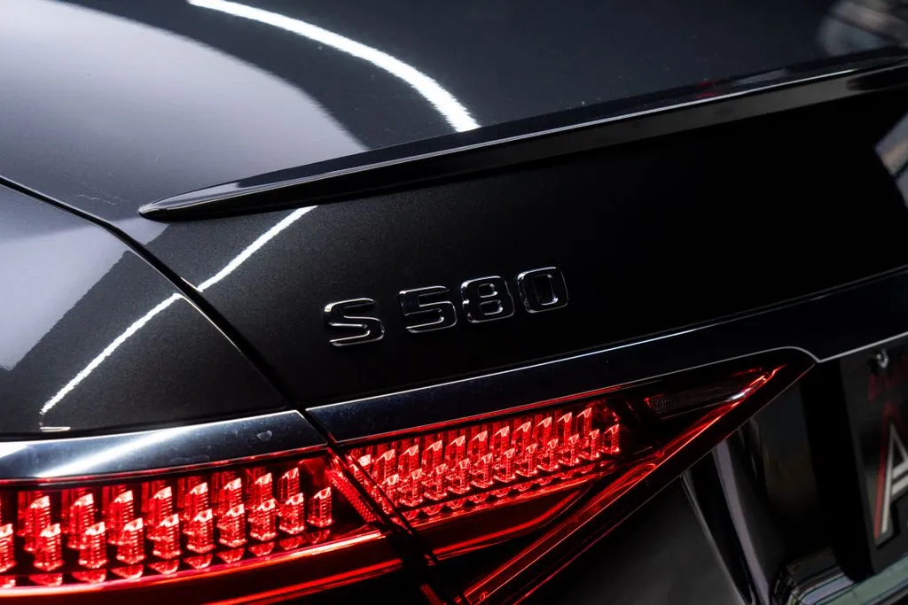 Mercedes-Benz S-Class photo 15