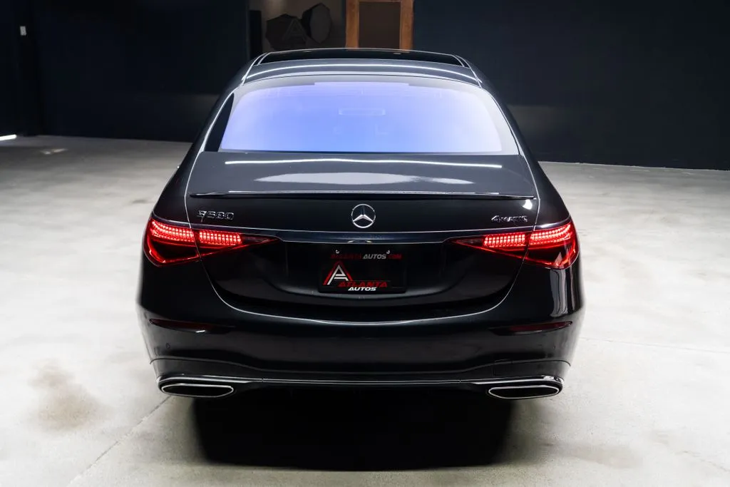 Mercedes-Benz S-Class photo 14