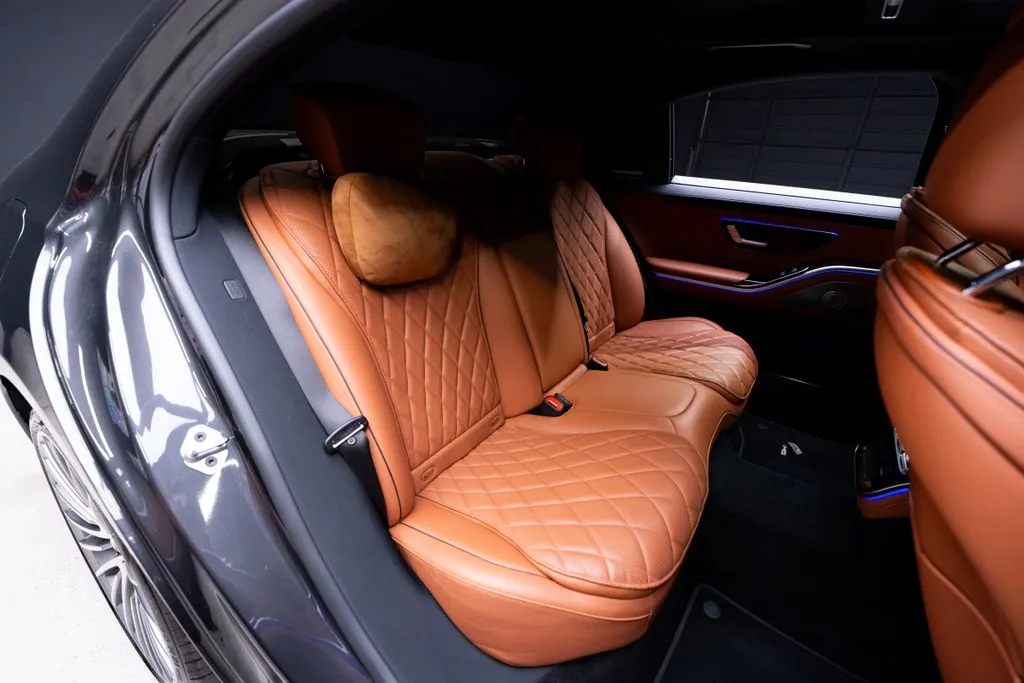 Mercedes-Benz S-Class photo 39