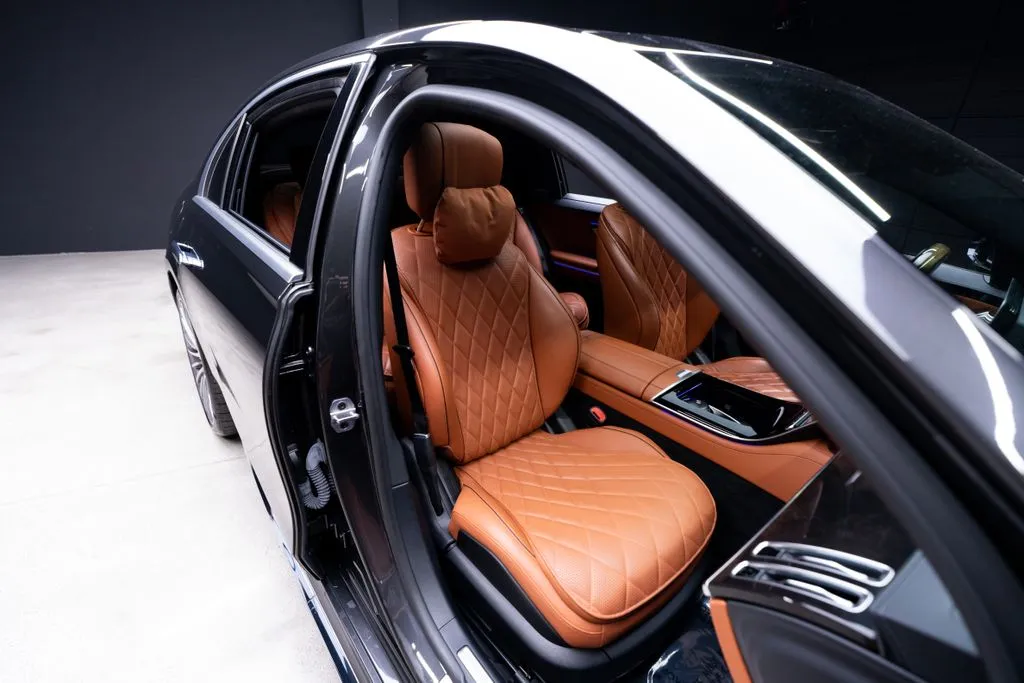 Mercedes-Benz S-Class photo 38