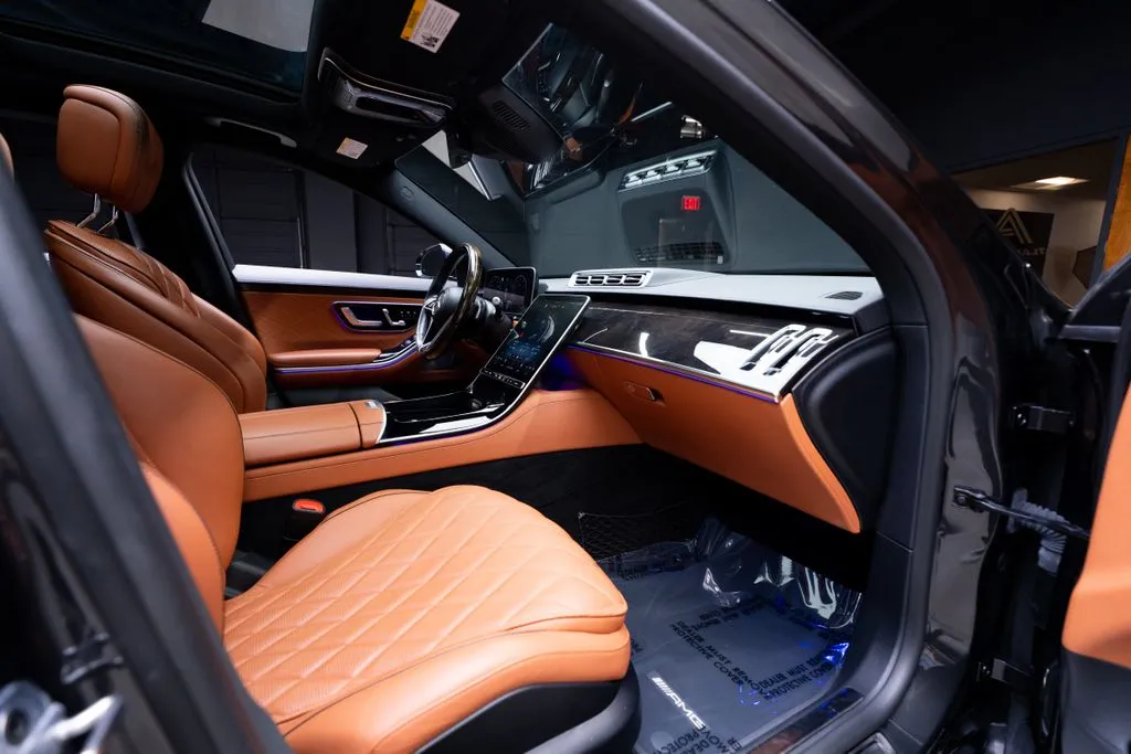 Mercedes-Benz S-Class photo 37