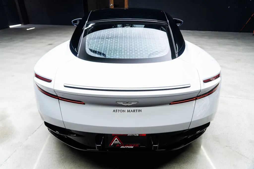 Aston Martin DB11 photo 18