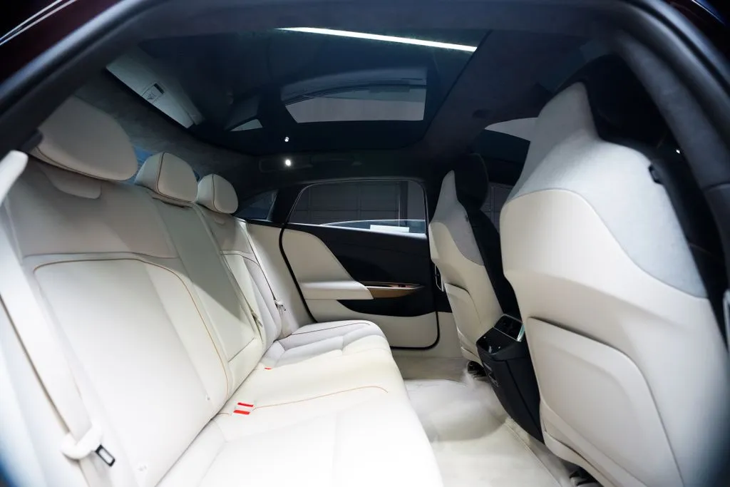Lucid Air photo 52