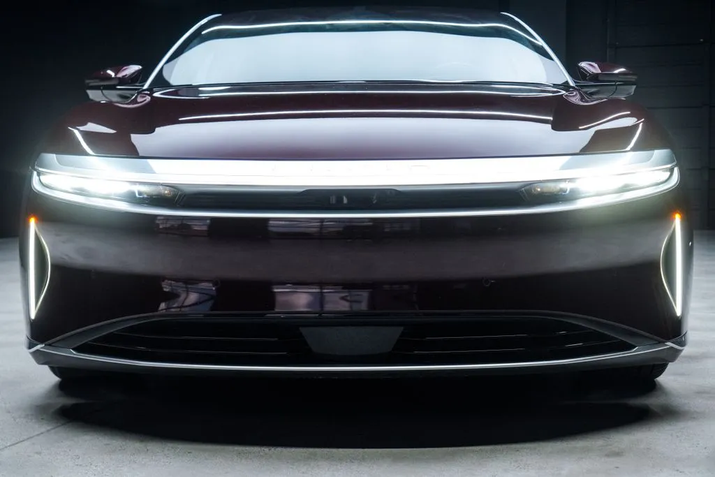 Lucid Air photo 4