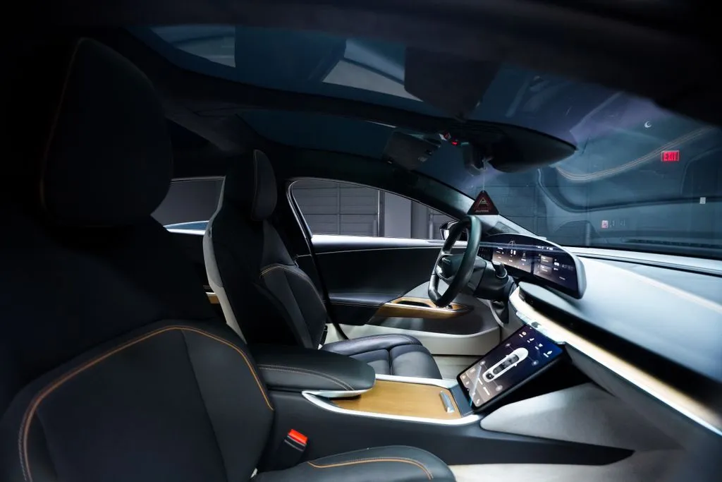 Lucid Air photo 46