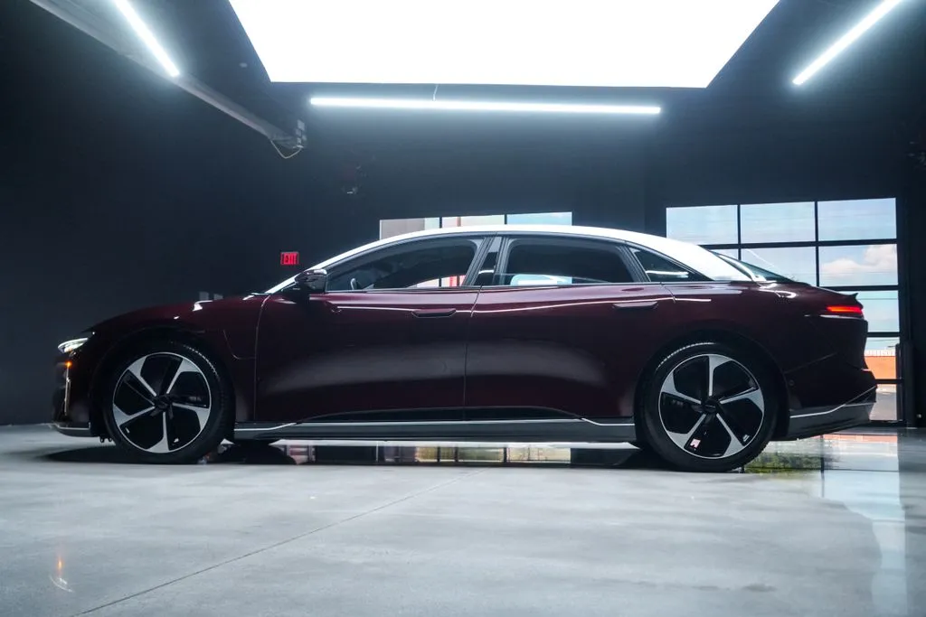 Lucid Air photo 26