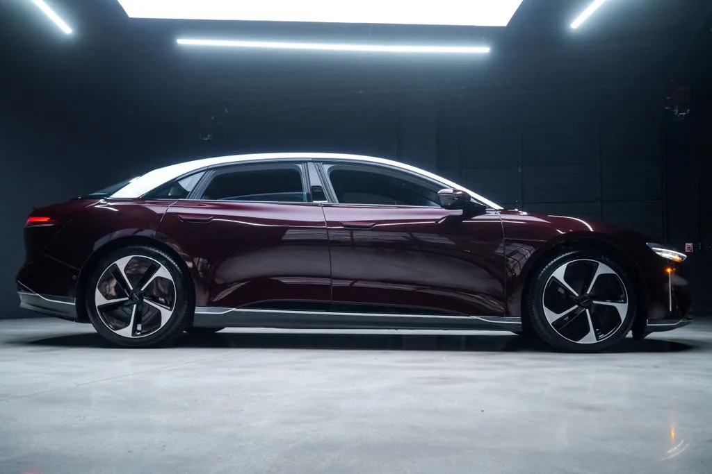 Lucid Air photo 13