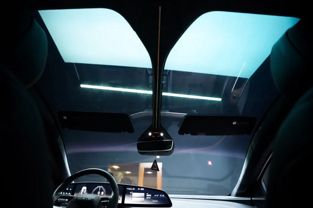 Lucid Air photo 49