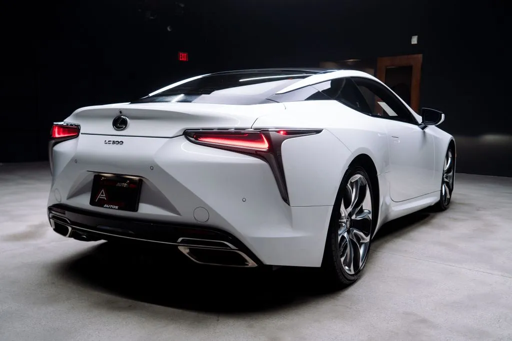 Lexus LC photo 17