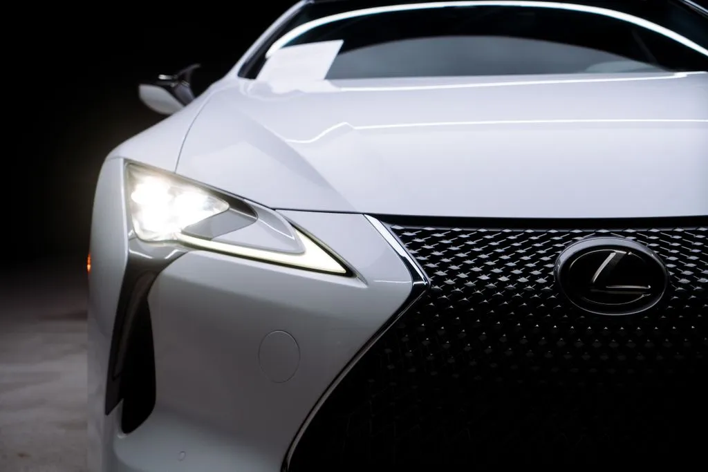 Lexus LC photo 6