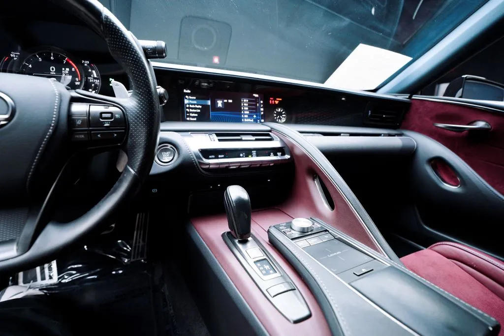 Lexus LC photo 34