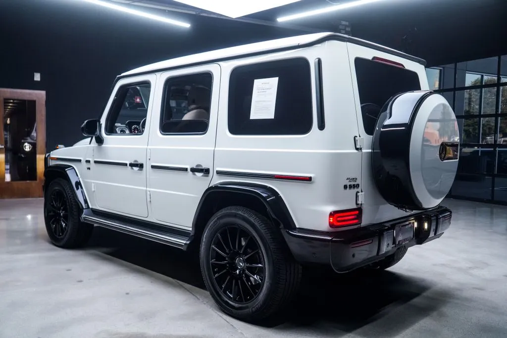 Mercedes-Benz G-Class photo 23