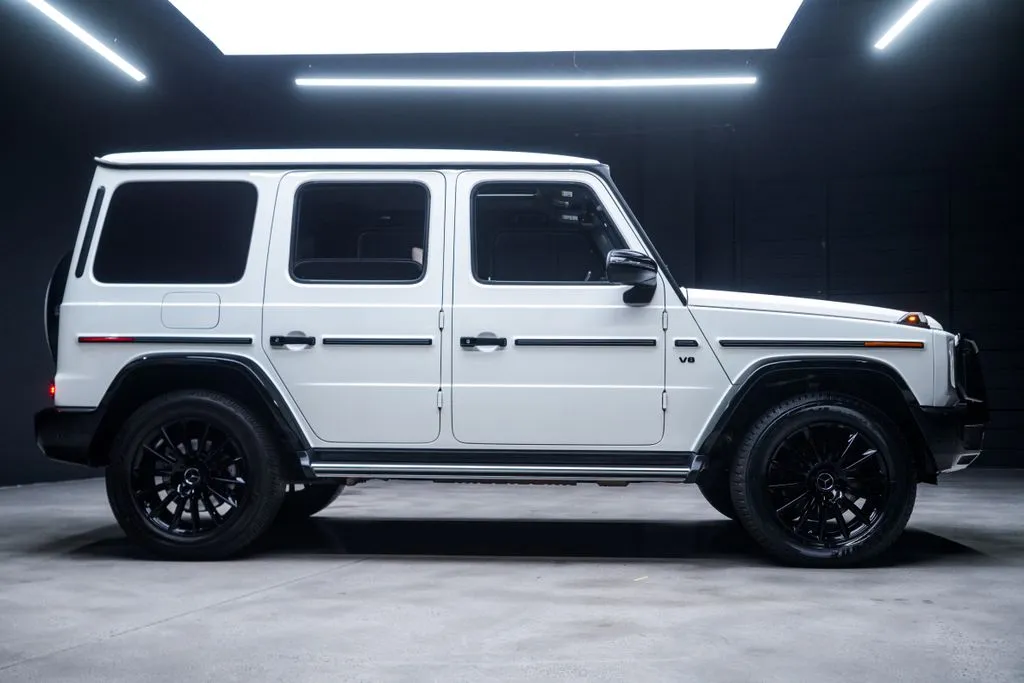 Mercedes-Benz G-Class photo 11