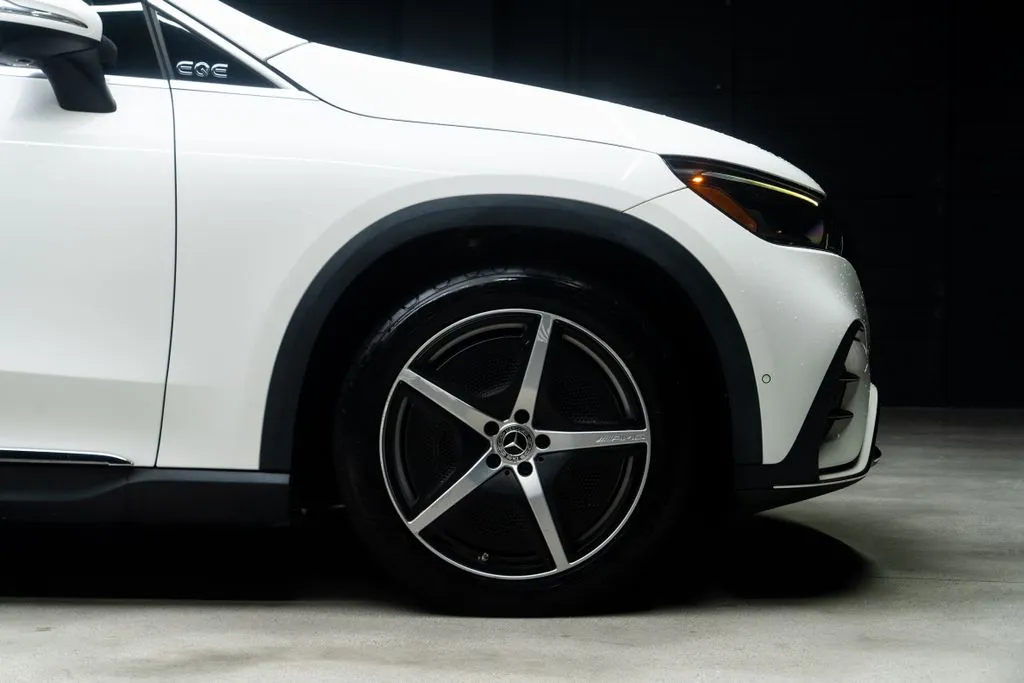 Mercedes-Benz EQE photo 10