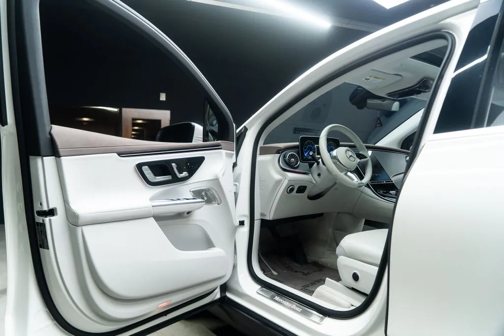 Mercedes-Benz EQE photo 21