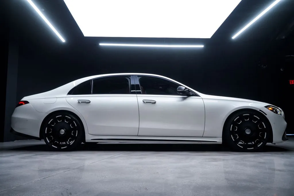 Mercedes-Benz S-Class photo 11