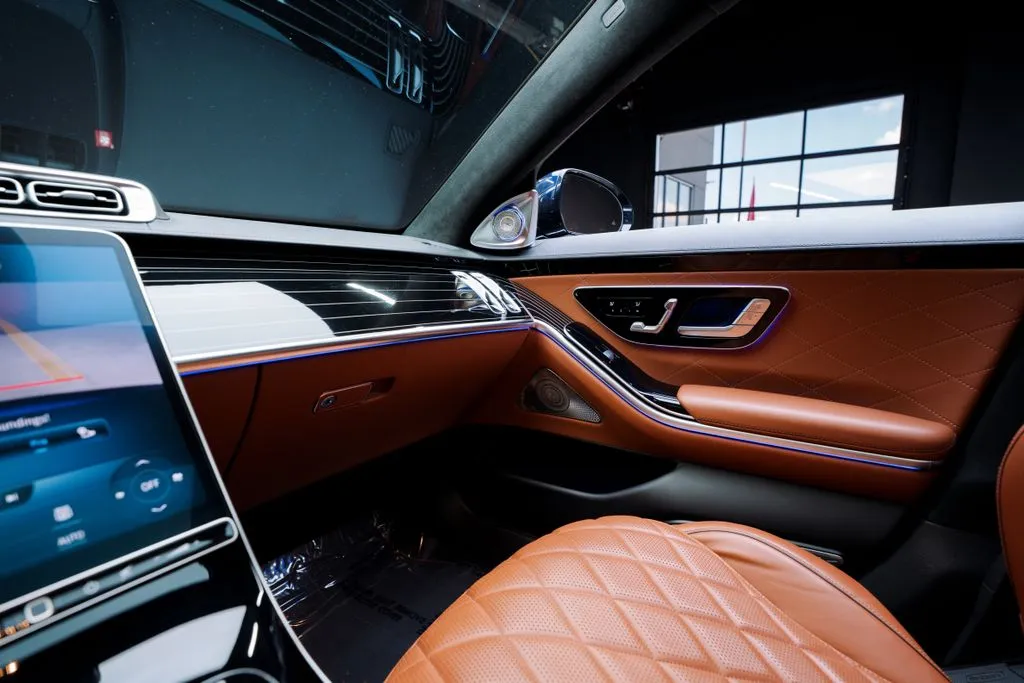 Mercedes-Benz S-Class photo 41