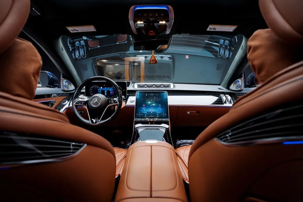 Mercedes-Benz S-Class photo 42