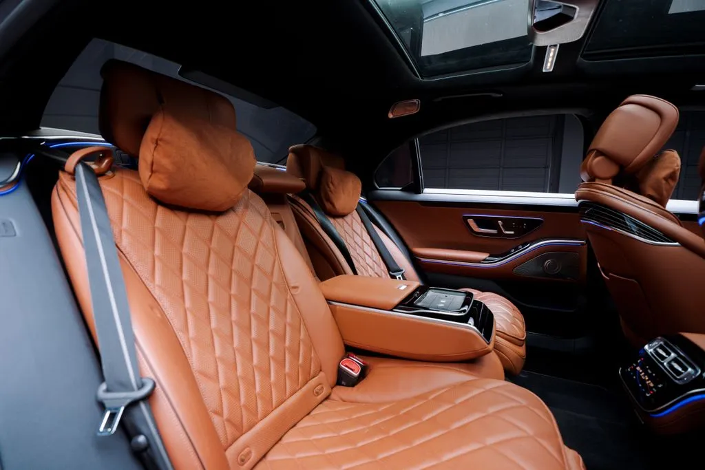 Mercedes-Benz S-Class photo 49