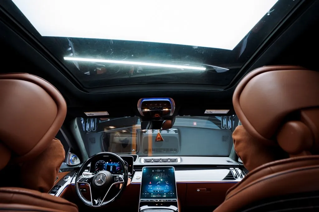 Mercedes-Benz S-Class photo 43