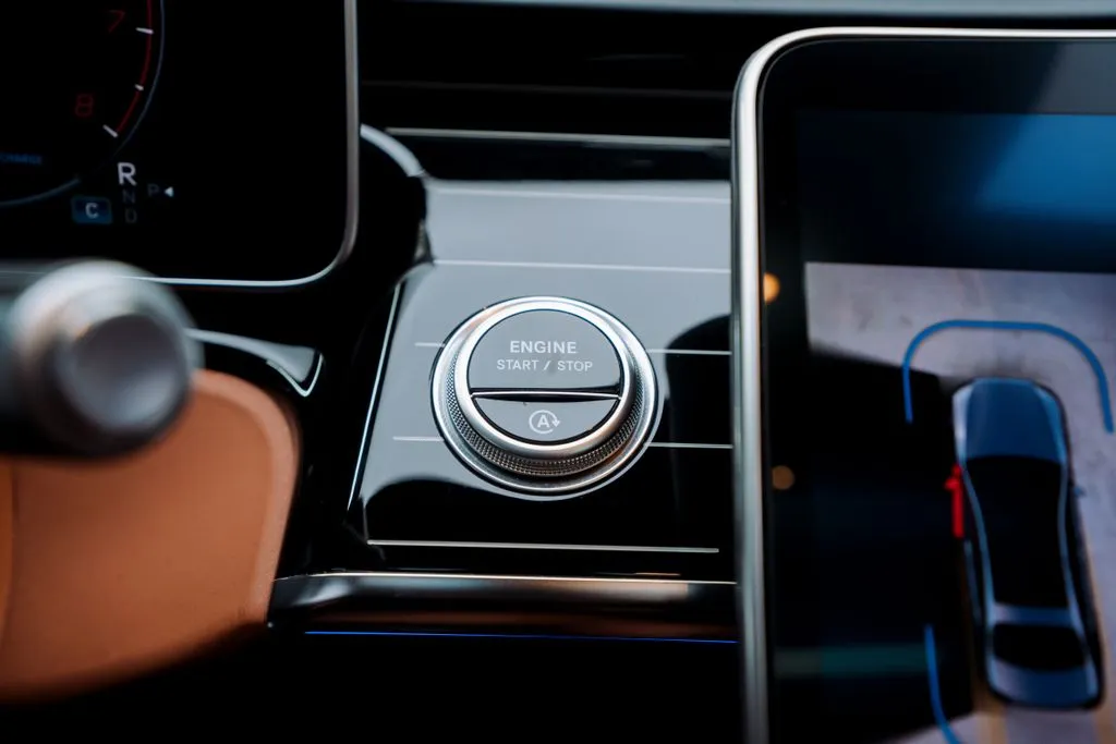 Mercedes-Benz S-Class photo 40