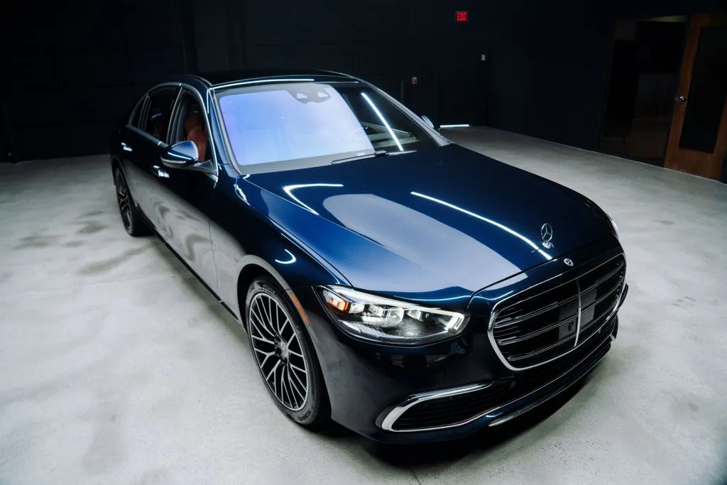 Mercedes-Benz S-Class photo 10