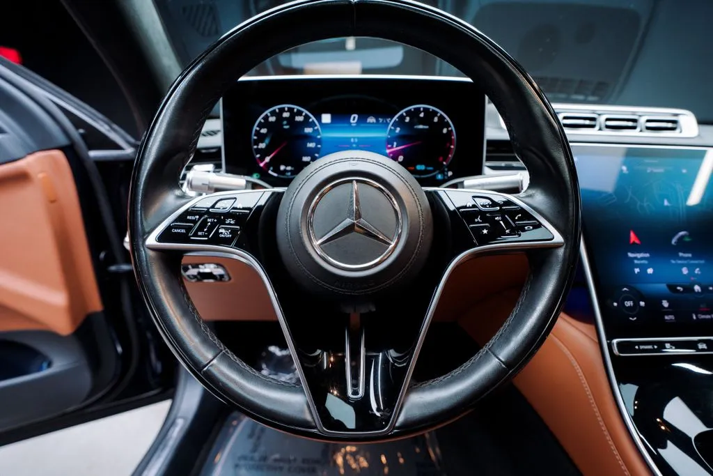 Mercedes-Benz S-Class photo 33