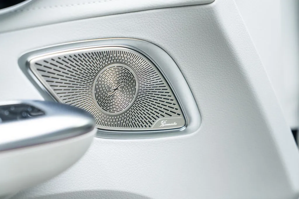 Mercedes-Benz EQE photo 30