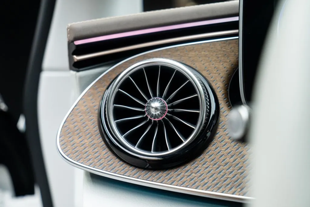 Mercedes-Benz EQE photo 34