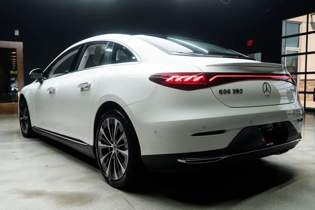 Mercedes-Benz EQE photo 23
