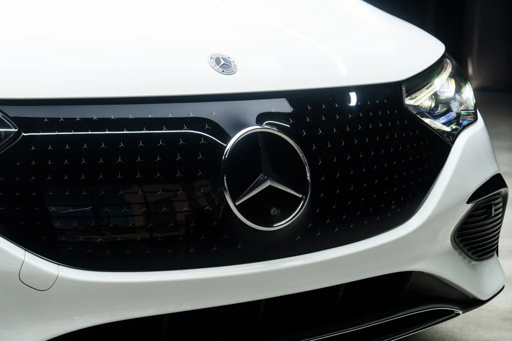 Mercedes-Benz EQE photo 8