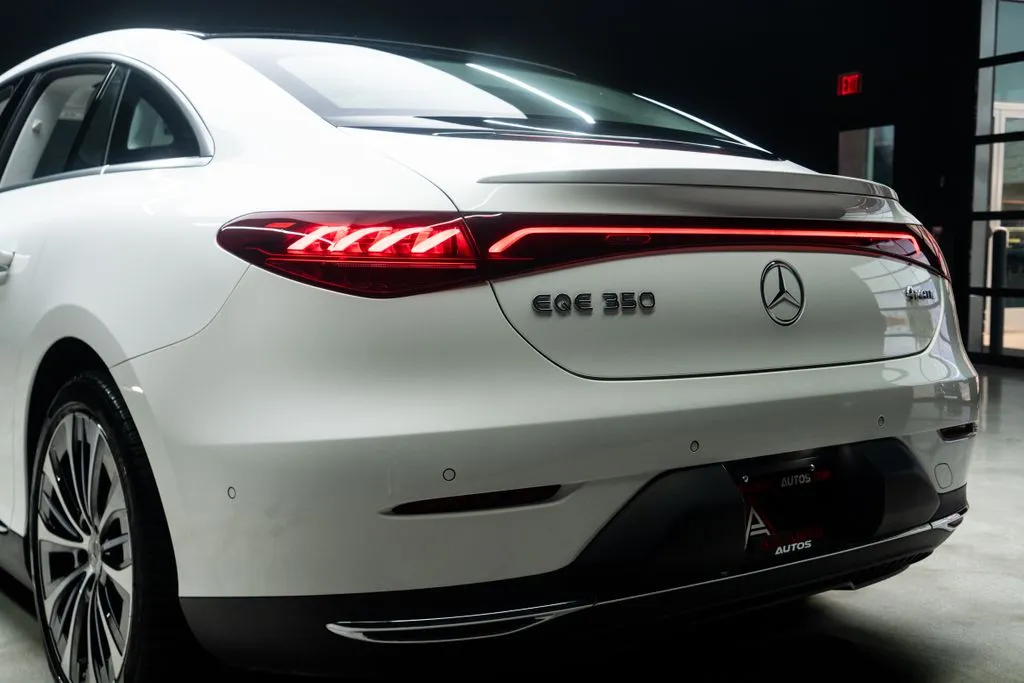 Mercedes-Benz EQE photo 22