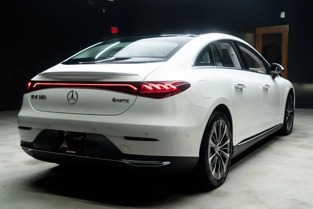 Mercedes-Benz EQE photo 18