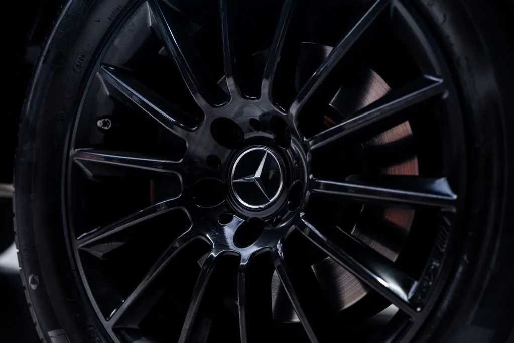 Mercedes-Benz G-Class photo 14