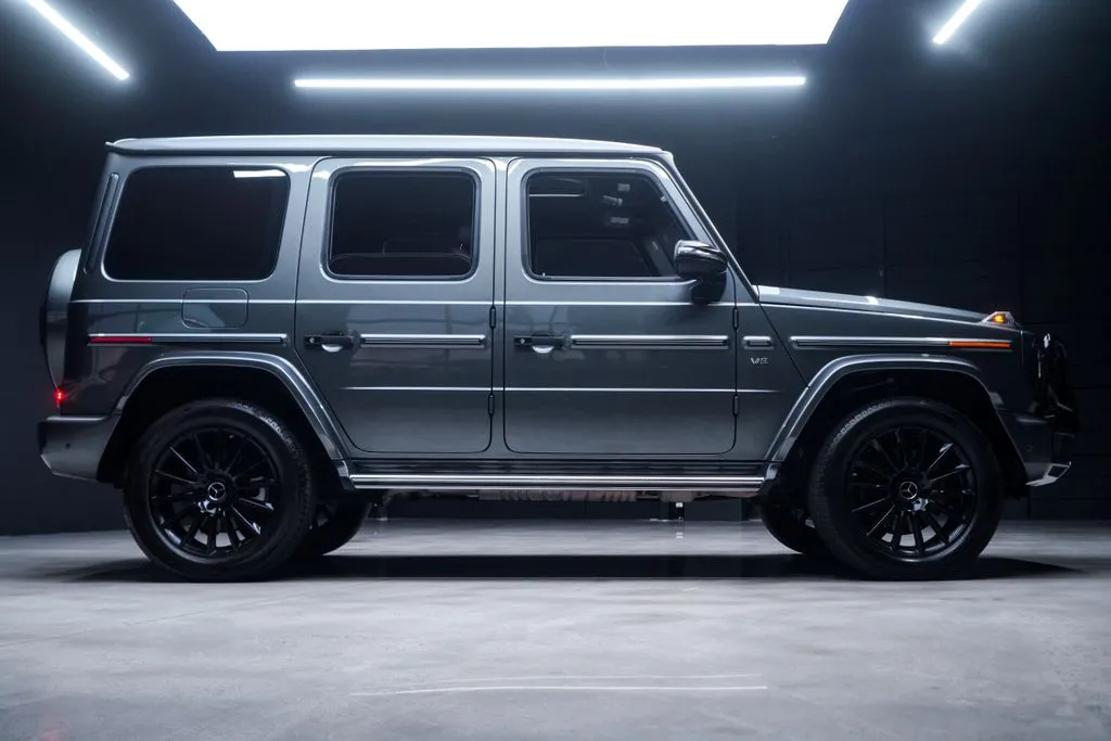 Mercedes-Benz G-Class photo 11