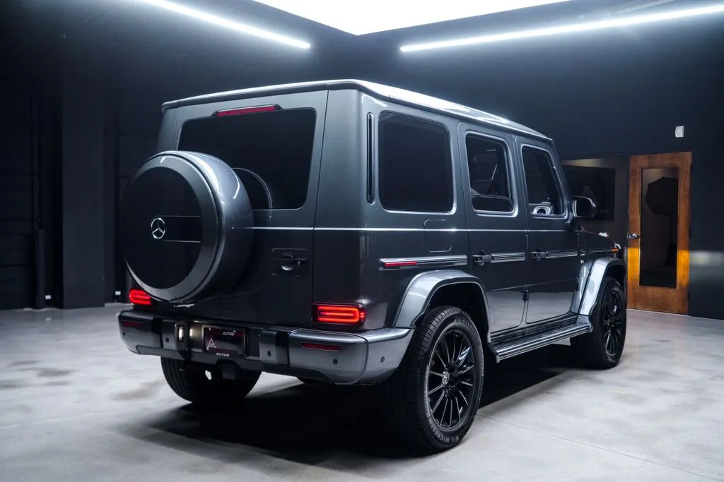 Mercedes-Benz G-Class photo 17