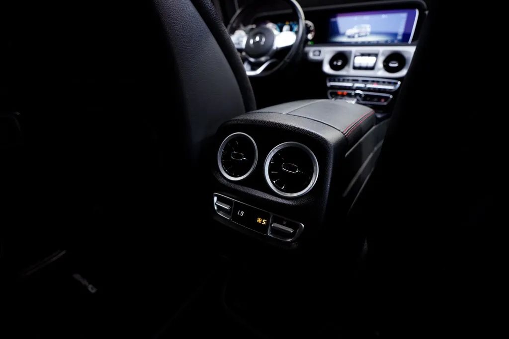Mercedes-Benz G-Class photo 43