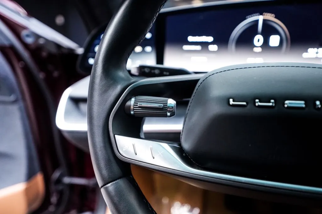 Lucid Air photo 29