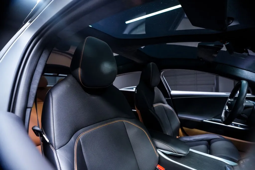 Lucid Air photo 38