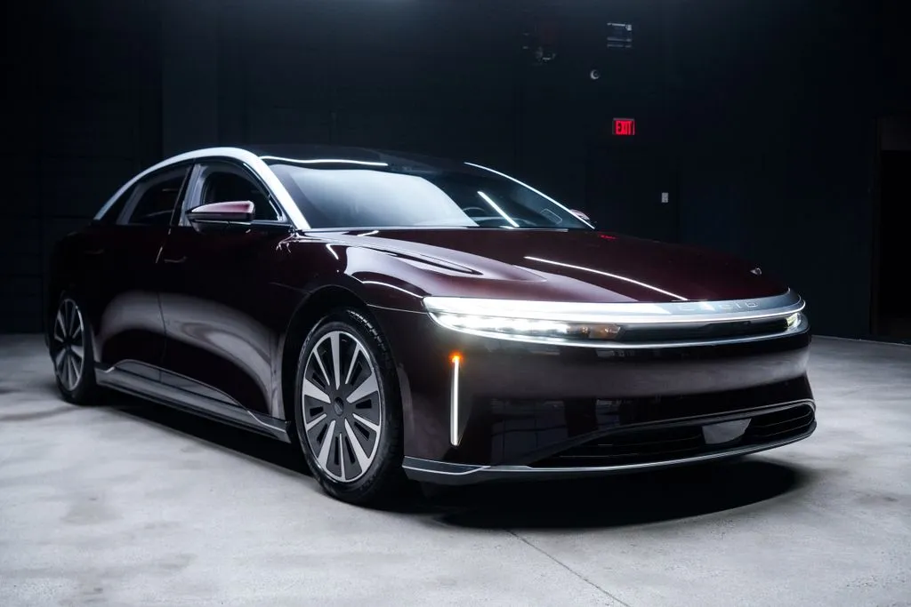 Lucid Air photo 7