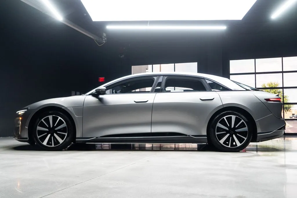 Lucid Air photo 23