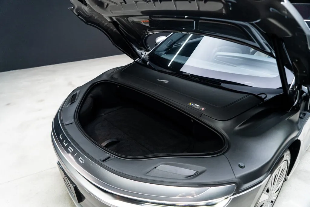 Lucid Air photo 10